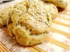 Как готовятся овсяно-ржаные булочки с травами?