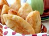 Как приготовить пирожки из творожного теста с курицей и сыром?