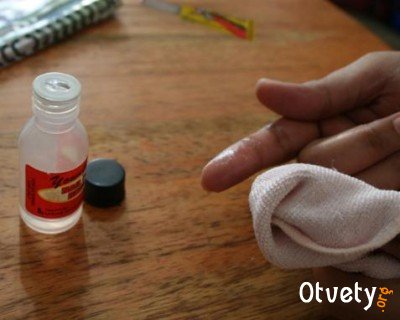 Как удалить с рук суперклей? Чем можно отмыть суперклей с кожи рук и различных поверхностей? Как удалить с рук суперклей? Чем можно отмыть суперклей с кожи рук и различных поверхностей?