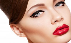 Как нарисовать стрелки подводкой для глаз? Как нарисовать стрелки подводкой для глаз?
